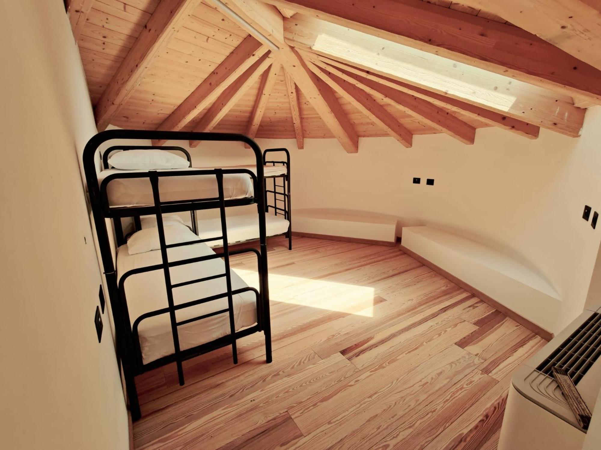 Freeabile Hotel Sondrio Szoba fotó